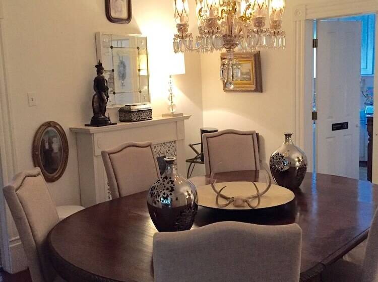 بنسيون John Thomas Bed And Bath