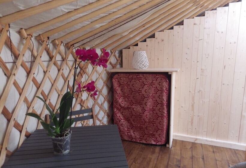 פנסיון La Cera Farm Camping B&b