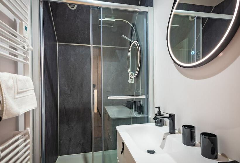 Пансион La Tour De Lierre 2