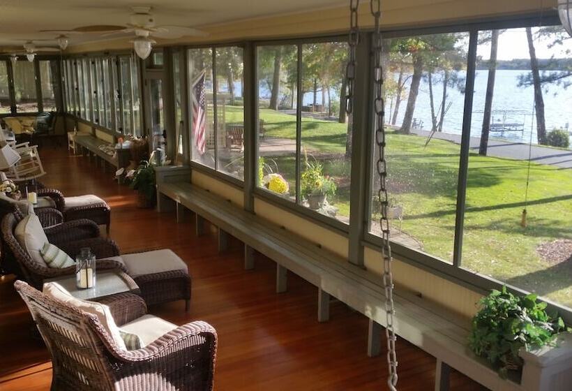 بنسيون Lake Ripley Lodge W Lake Front Rooms, Grand Porch, Kayaks & Paddleboard