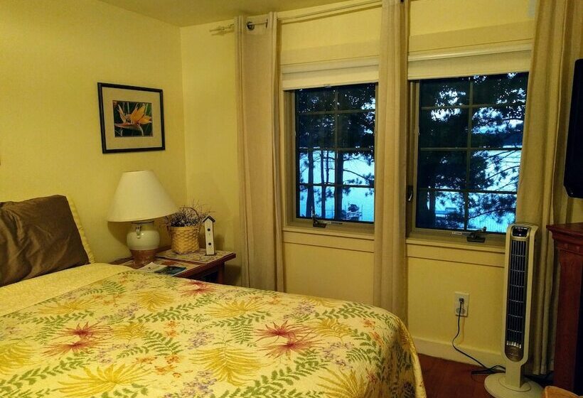 פנסיון Lake Ripley Lodge W Lake Front Rooms, Grand Porch, Kayaks & Paddleboard