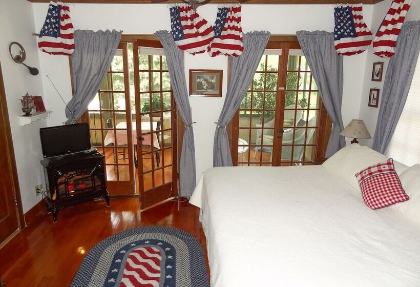 بنسيون Lake Ripley Lodge W Lake Front Rooms, Grand Porch, Kayaks & Paddleboard