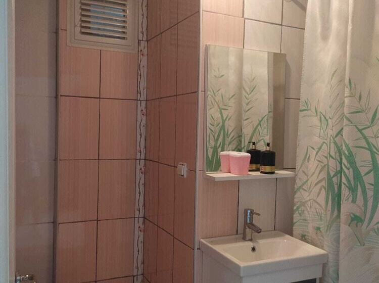 Pensione Lara Konukevi