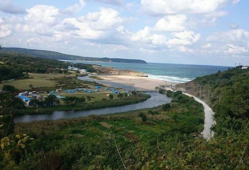 Pensione Lara Konukevi