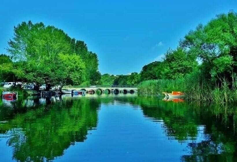 Pensione Lara Konukevi