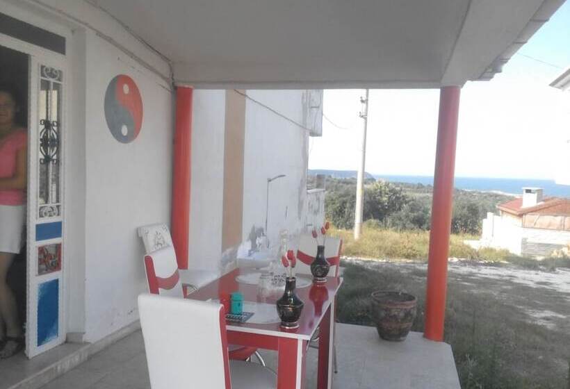 Pensione Lara Konukevi