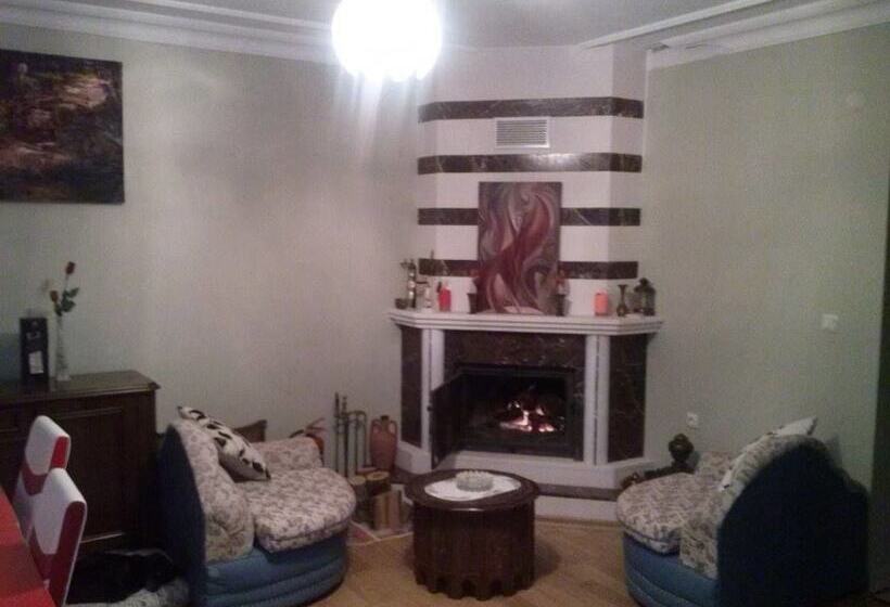 Pensione Lara Konukevi