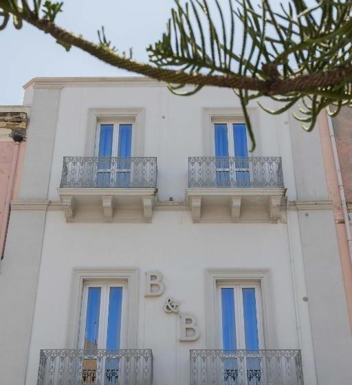 펜션 Liberty Palace