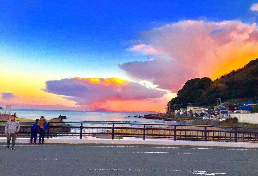 膳宿费 Mcmill House