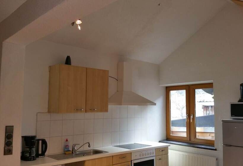 Пансион Tiroler Landhaus Oetztal