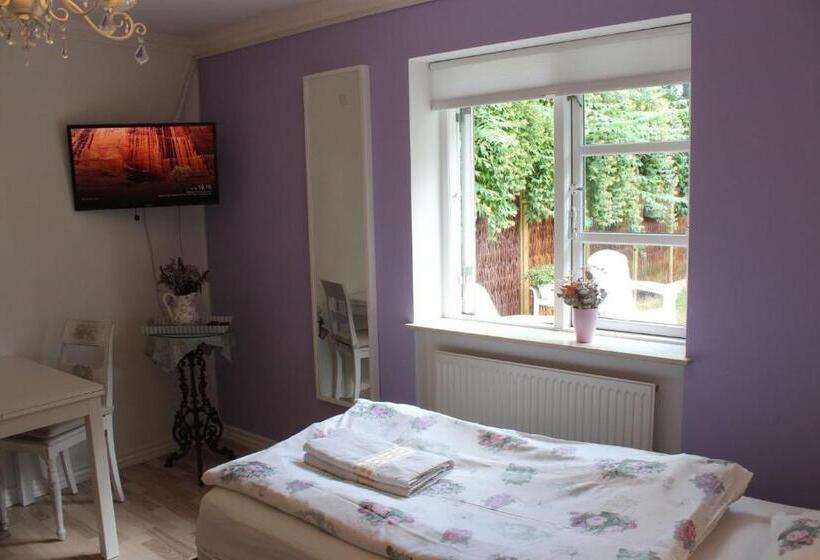 Piccobello Bed & Breakfast Valløby Køge