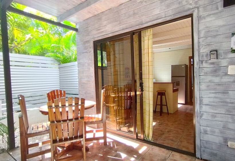 Raratonga Hotel &  Apartments