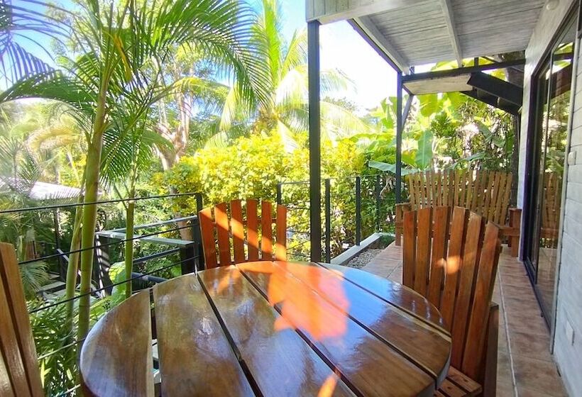 Raratonga Hotel &  Apartments