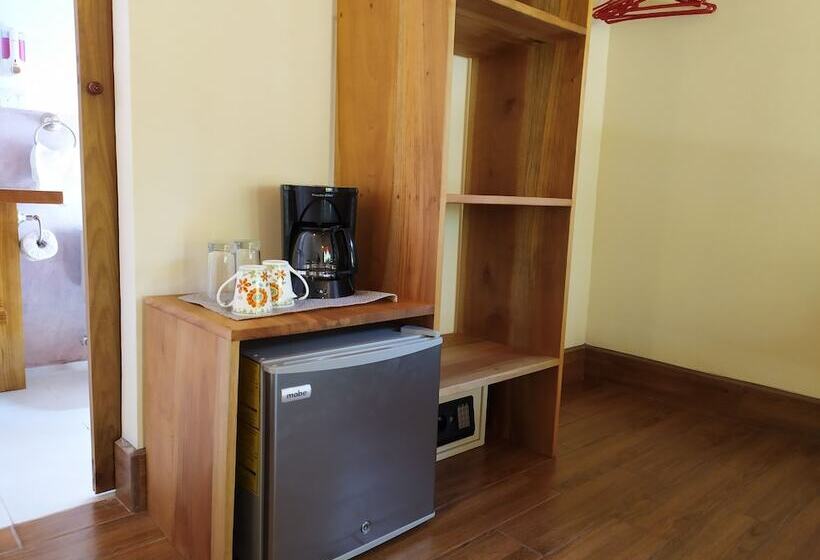 Raratonga Hotel &  Apartments