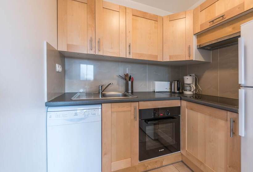 إقامة L'eden Skis Aux Pieds