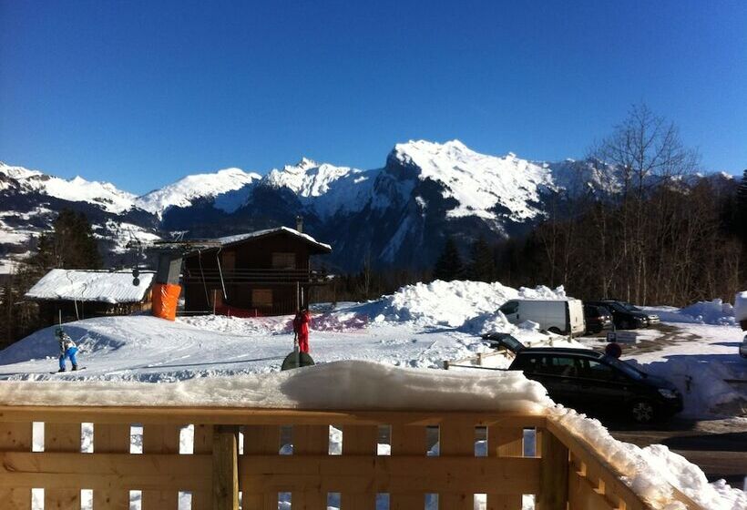 إقامة L'eden Skis Aux Pieds