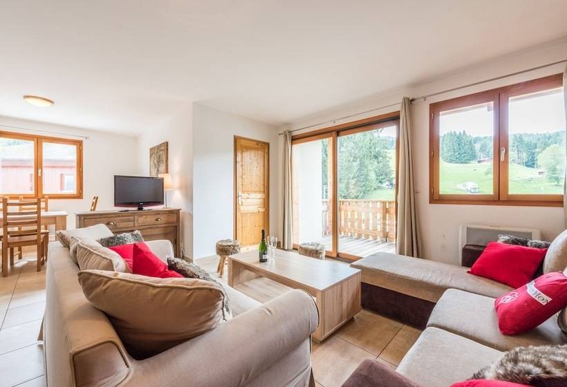 إقامة L'eden Skis Aux Pieds