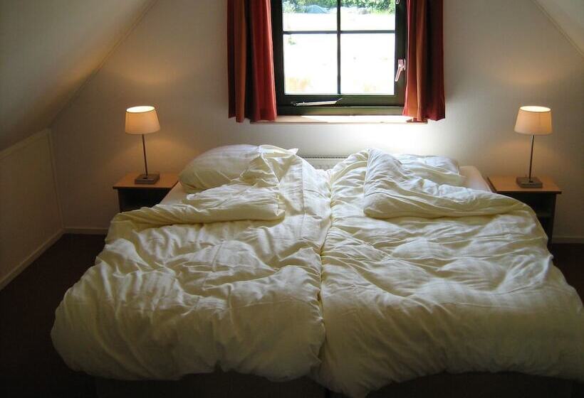 리조트 Vakantiepark Eigen Wijze