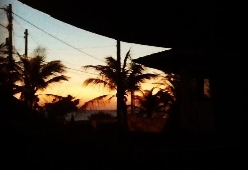 Saqua Beach Hostel