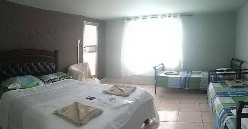 Saqua Beach Hostel