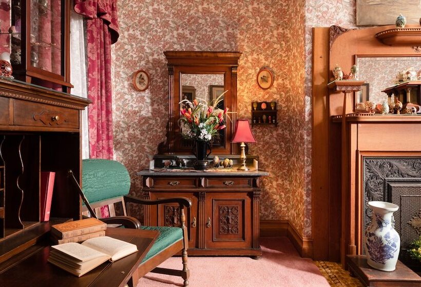 The Dempsey Manor Bed & Breakfast Inn