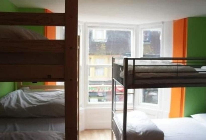 The Kings Arms   Hostel