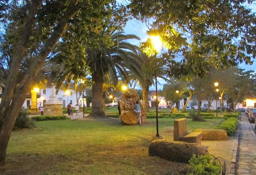 Tinva Hostal   Hostel