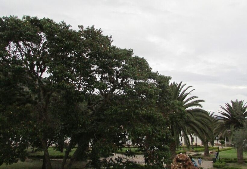 Tinva Hostal   Hostel