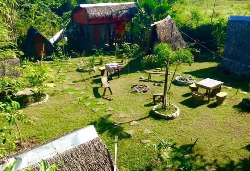 Treasure Isle Guesthouse   Hostel