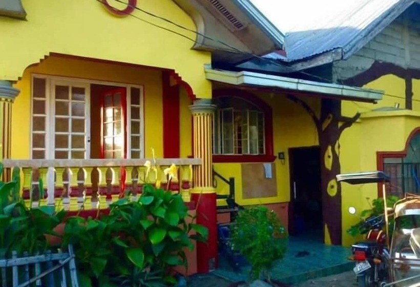 Treasure Isle Guesthouse   Hostel