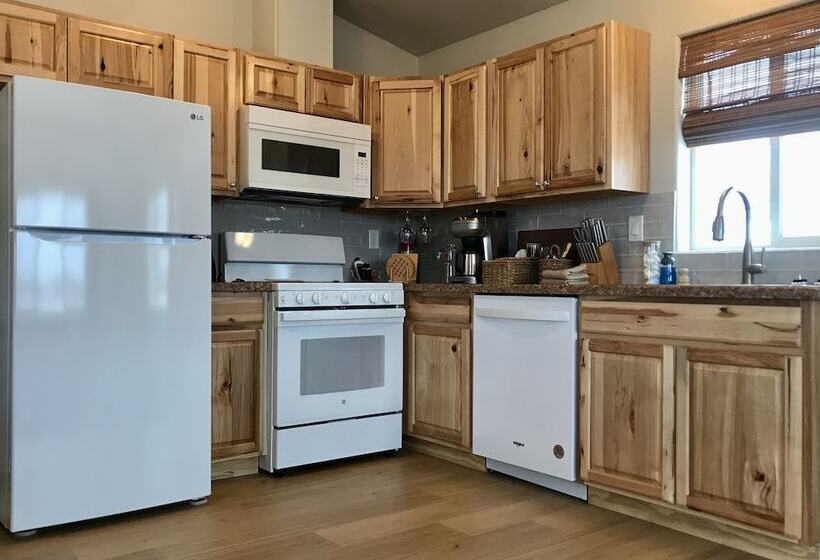 Willow Street Cottages