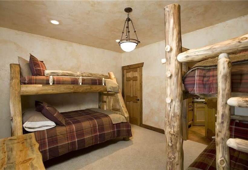 A Lookout Lodge House