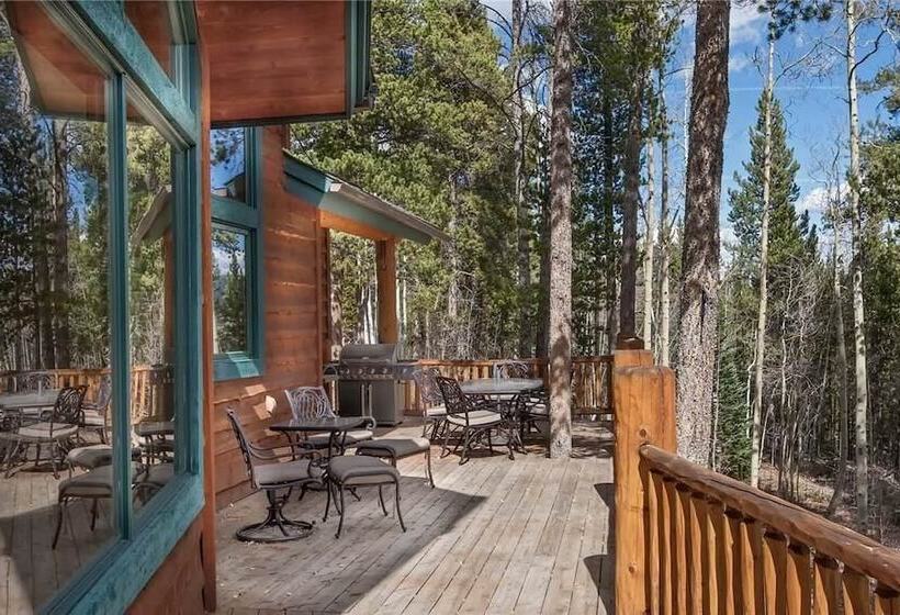 A Lookout Lodge House