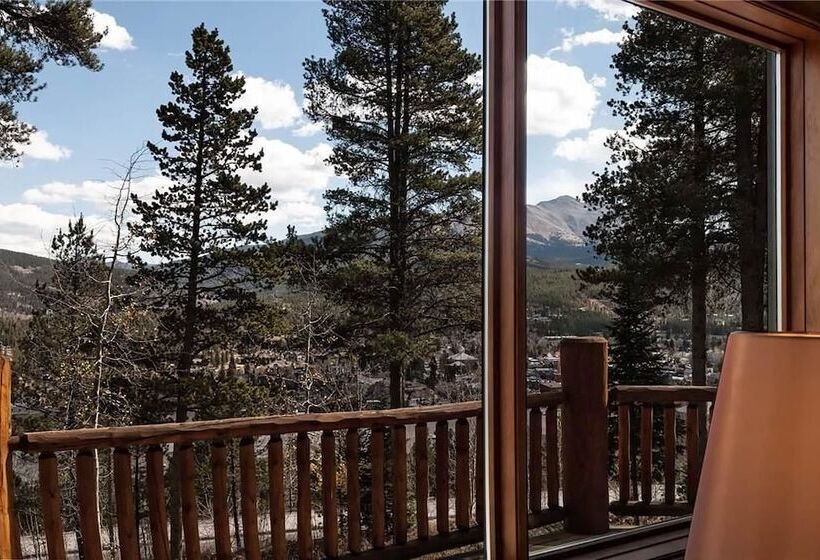 A Lookout Lodge House