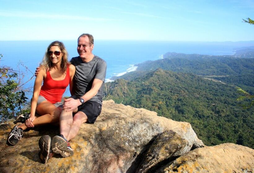 هاستل Punto Mita Eco Surf Suites & Café