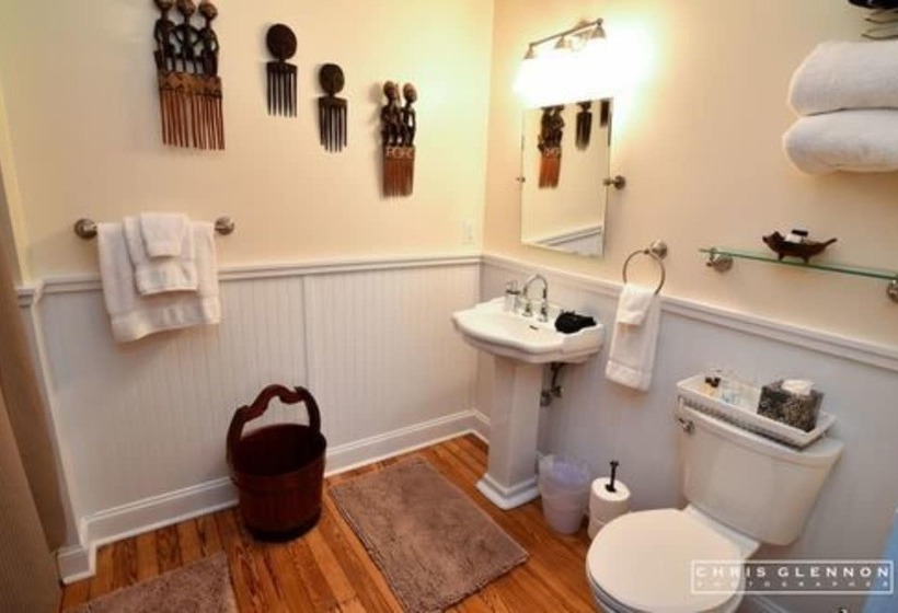 Alyssa House Bed & Breakfast