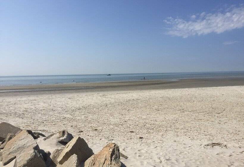 Alyssa House Bed & Breakfast