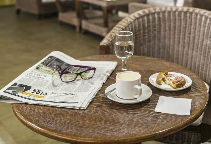 Aparthotel Airbeach Islantilla