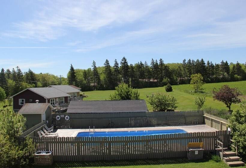 Avonlea Cottages