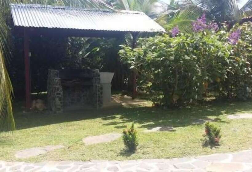 مبيت وإفطار Cabanas Los Colibris