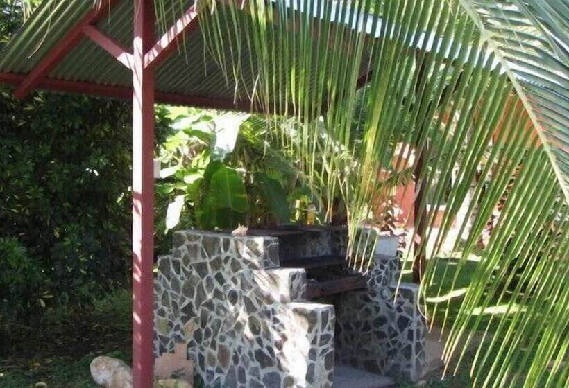 Bed and Breakfast Cabanas Los Colibris