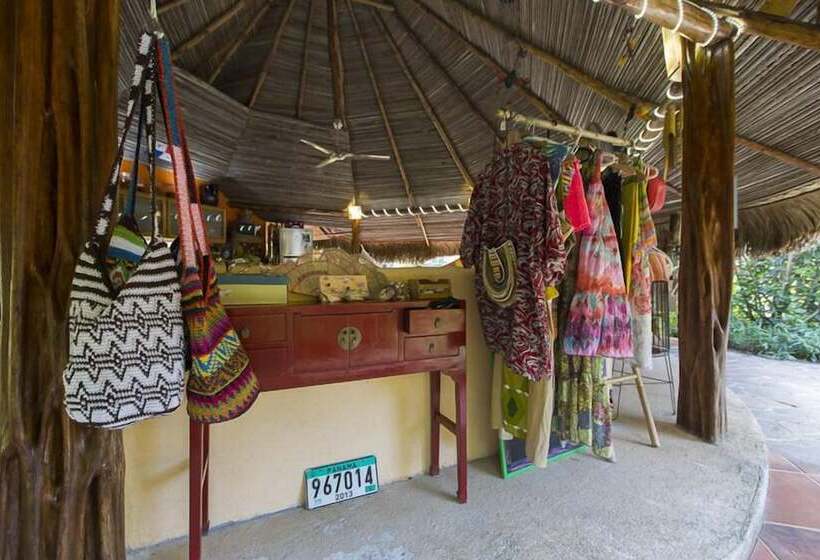 Bed and Breakfast Cabanas Los Colibris