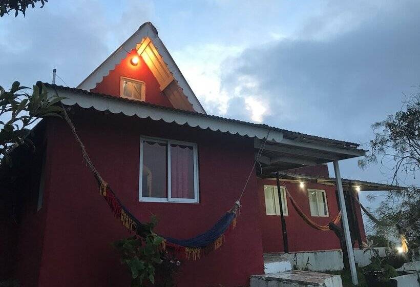 צימר La Petite Maison Cabañas & Hostal