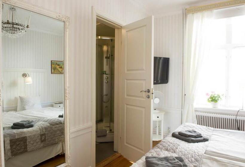 تختخواب و صبحانه Lilla Hotellet