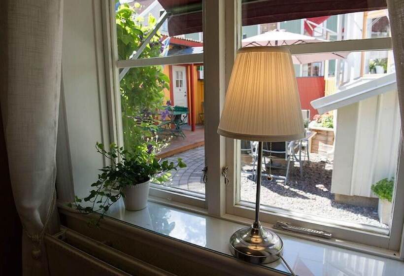 Bed and Breakfast Lilla Hotellet