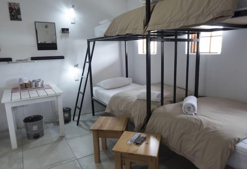 مبيت وإفطار Myrtles Retreat