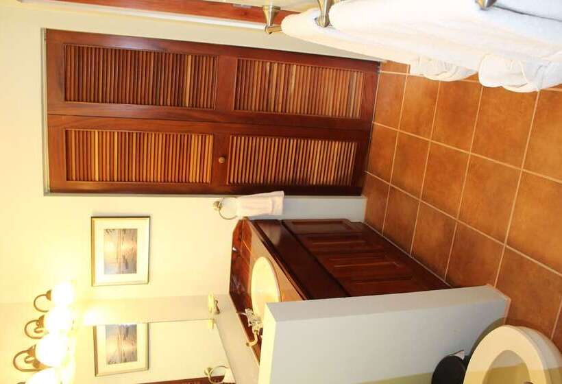 مبيت وإفطار The Crimson Orchid Inn At Orchid Bay