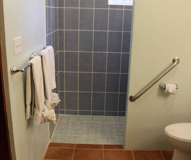 צימר The Crimson Orchid Inn At Orchid Bay