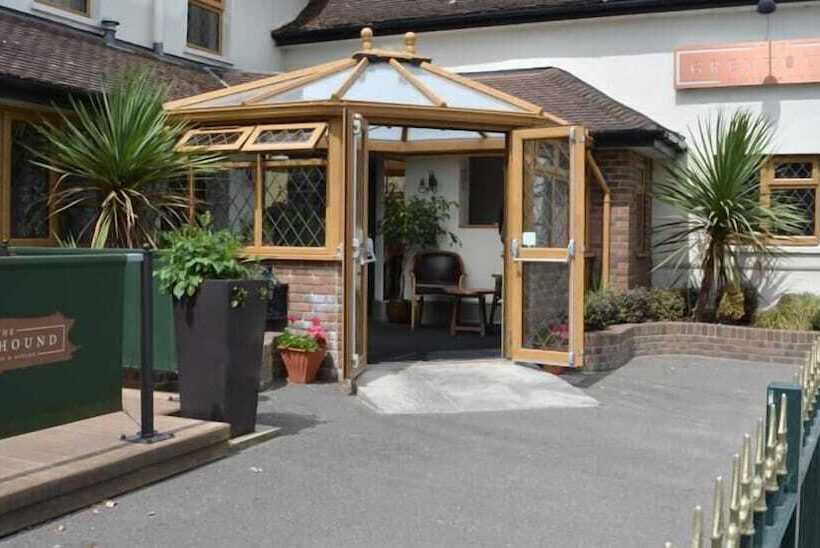 Bed and Breakfast The Greyhound Winterborne Kingston