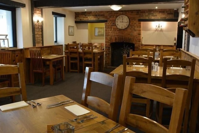 Bed and Breakfast The Greyhound Winterborne Kingston